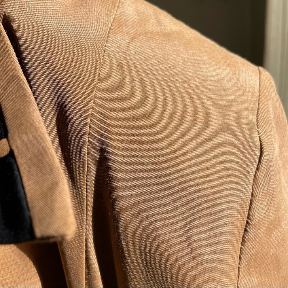 Vintage 1980s tan office midi dress in size medium - Picture 14 of 15